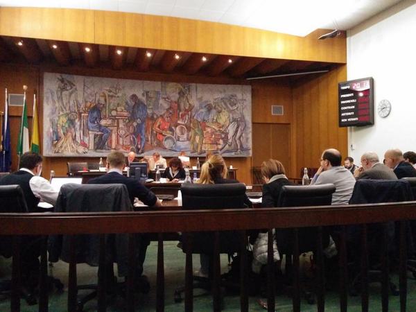 Tutti presenti #opendalmine http://t.co/s7gkMPQozf